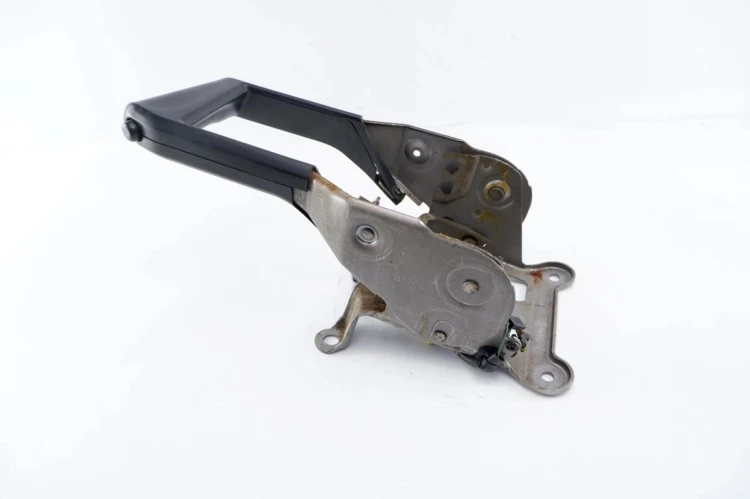 DŹWIGNIA HAMULCA RĘCZNEGO RENAULT MEGANE II (2002-2005) 8200273002