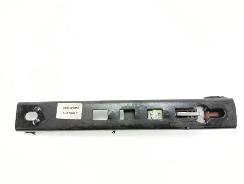 SUWAK REGULACJI PASA LEWY PRZÓD PEUGEOT 207 (2006-2009) 1.4 8V 73KM 9681027