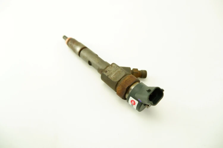 WTRYSKIWACZ RENAULT LAGUNA II (2001-2005) 1.9 DCI 120KM 0445110021