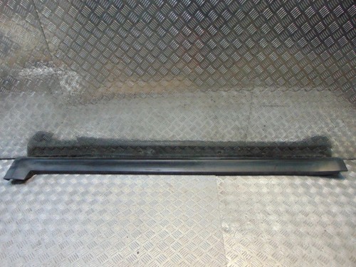 LISTWA PROGOWA PRAWA SUBARU TRIBECA T9 (2005-2006) 3.0L Boxer