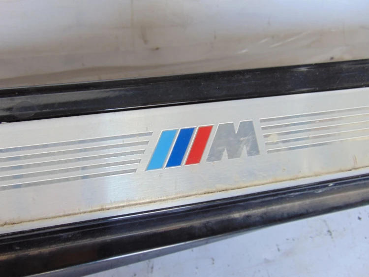 LISTWA NAKŁADKA PROGU PRAWA BMW E87 LIFT 2.0D N47