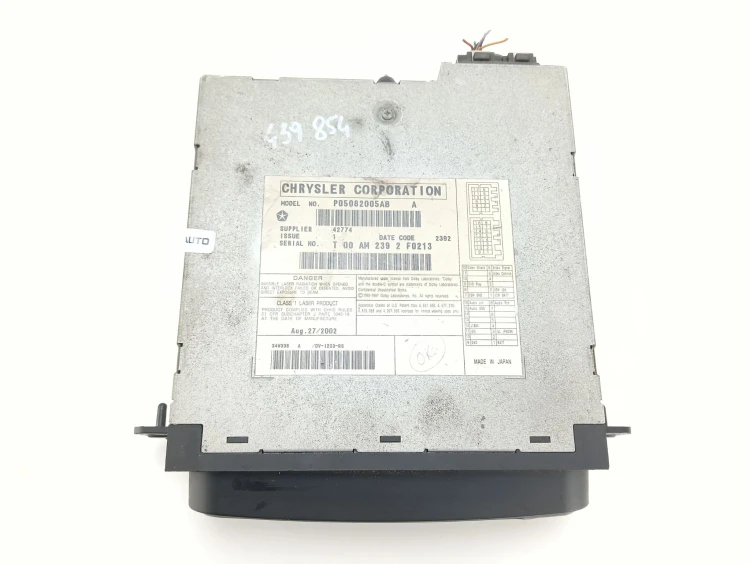 ZMIENIARKA PŁYT CD CHRYSLER TOWN COUNTRY IV (2000-2004) 3.3 V6 174KM P05082