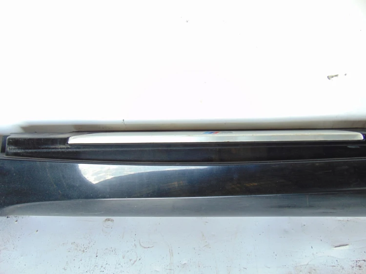 LISTWA NAKŁADKA PROGU LEWA BMW E87 LIFT 2.0D N47