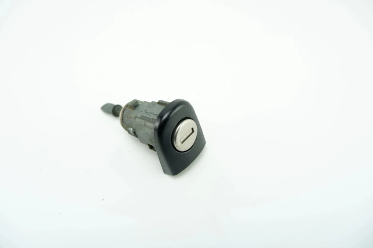 ZESTAW STARTOWY VOLKSWAGEN POLO IV 0281011819