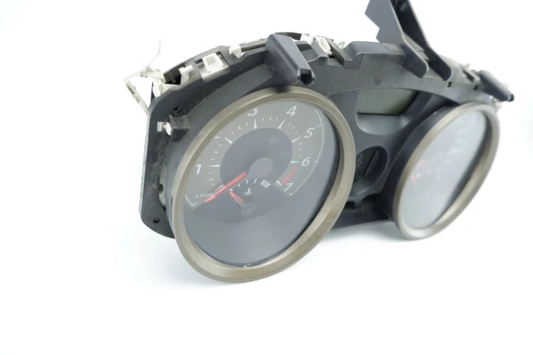 LICZNIK RENAULT MEGANE II LIFT (2005-2008) 1.6 16V 8200793119