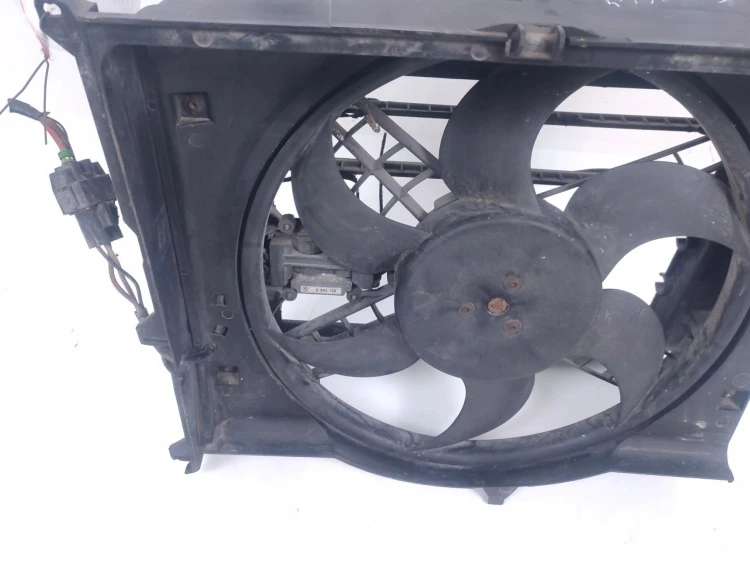 WENTYLATOR CHŁODNICY BMW E46 LIFT 2001-2005 2.0 D 150KM 3135103279