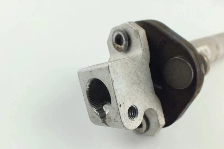 KRZYŻAK KOLUMNY KIEROWNICZEJ BMW F20 (2011-2015) 1.6D (N47D16U) 116KM 67761