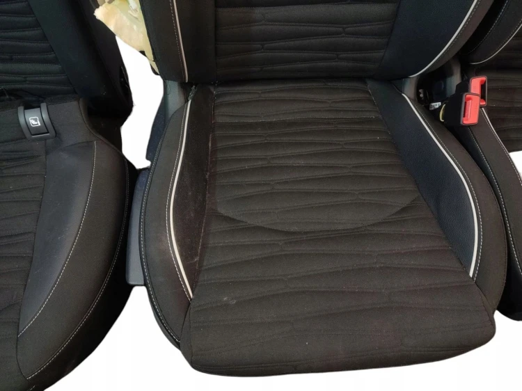 FOTELE KOMPLET KIA PROCEED III LIFT (2021-) 1.5 T-GDI 160KM