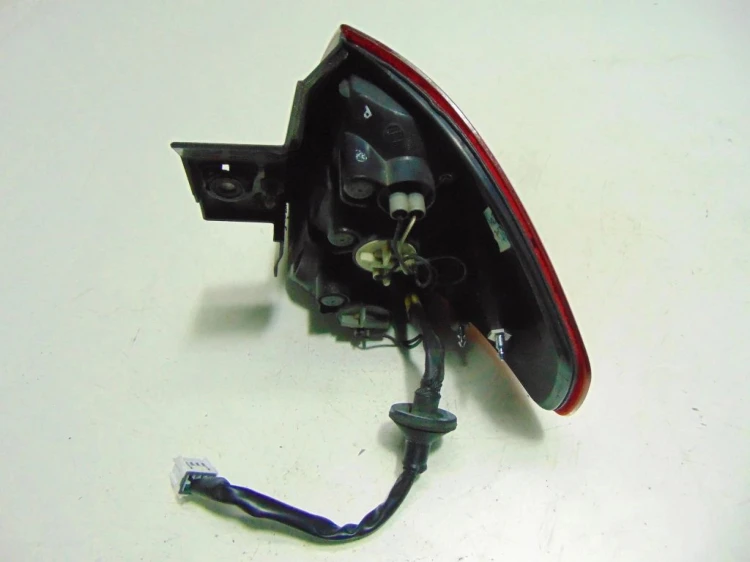 LAMPA LEWY TYŁ RENAULT KOLEOS (2008-2015) 2.0 DCI