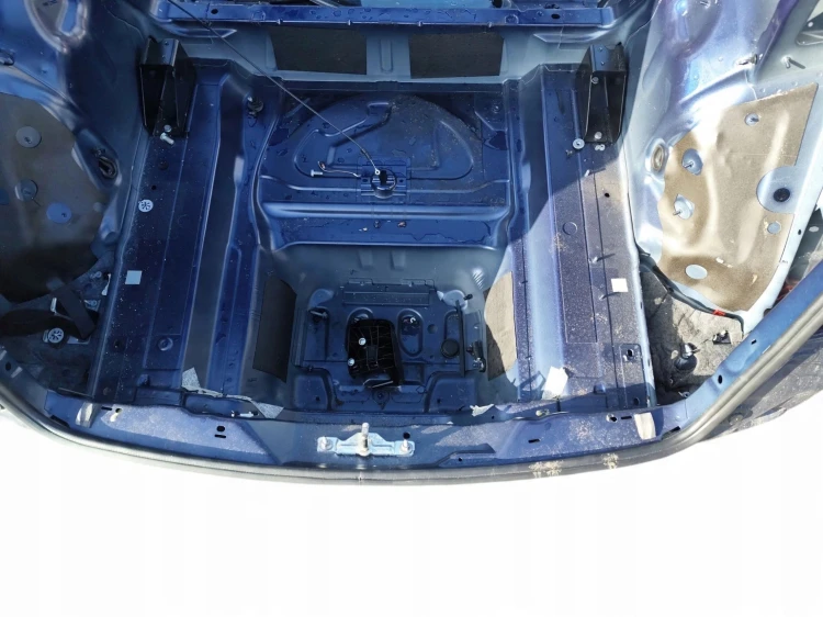 PAS TYLNY WANNA AUDI Q5 8R LIFT (2012-2016) 2.0 TDI 190KM