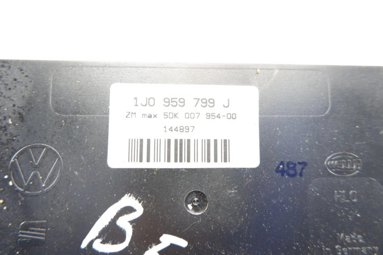 ZESTAW STARTOWY VOLKSWAGEN PASSAT B5 1.9TDI 038906018P