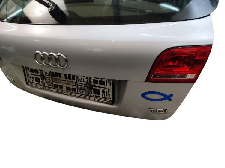 KLAPA BAGAŻNIKA AUDI A3 8P LIFT (2008-2012) 1.6 TDI 105KM