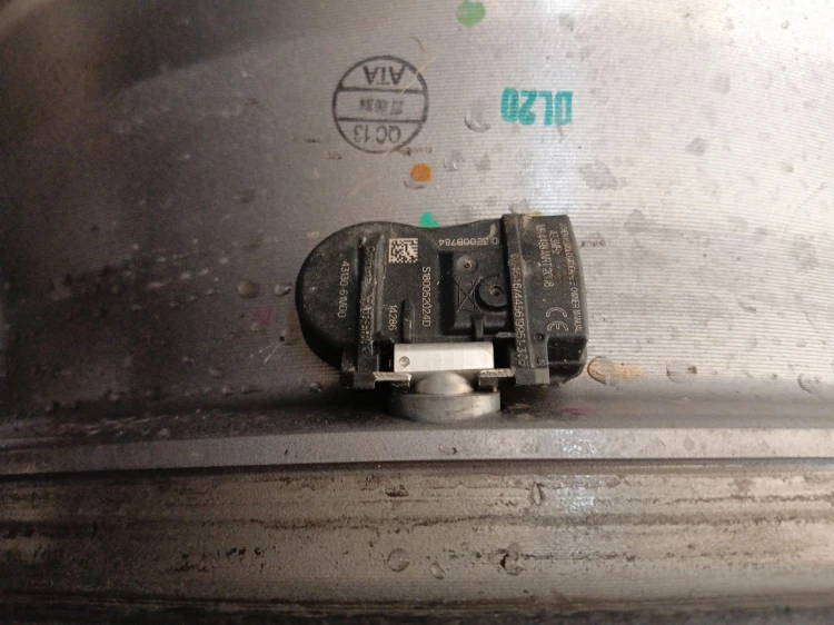 FELGA ALUMINIOWA SUZUKI SX4 S-CROSS (2013-2016) 1.6 VVT 120KM
