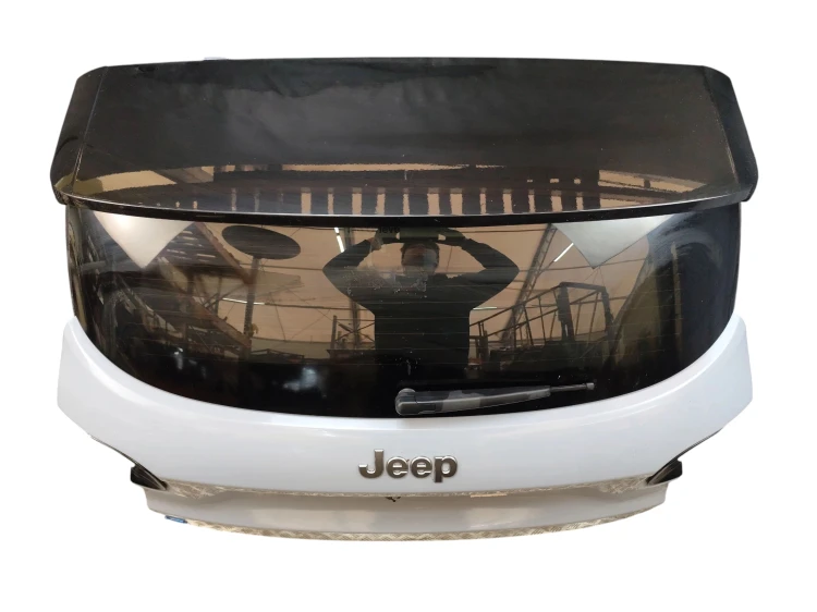 KLAPA BAGAŻNIKA JEEP AVENGER (2022-) 54 kWh 156KM