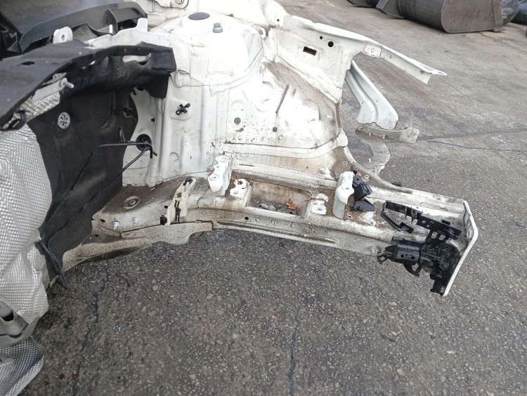 PODŁUŻNICA LEWA AUDI Q3 II F3 83A (2018-) 1.5 TFSI 150KM