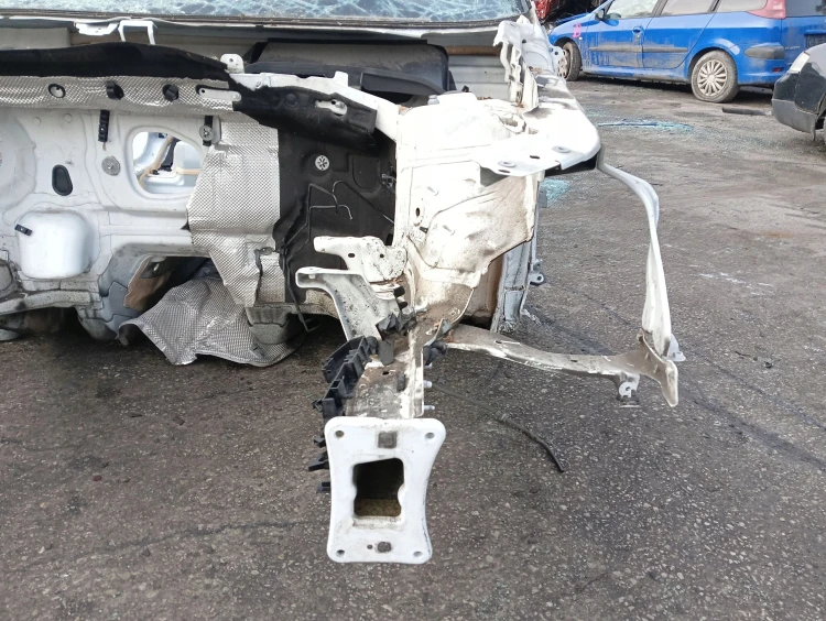 PODŁUŻNICA LEWA AUDI Q3 II F3 83A (2018-) 1.5 TFSI 150KM