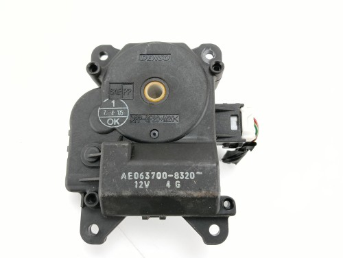 SILNICZEK NAGRZEWNICY MITSUBISHI COLT CZC (2004-2008) 1.5 109KM AE063700-83