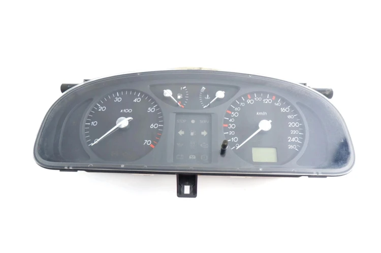 LICZNIK RENAULT LAGUNA II (2001-2005) 2.0 16V 8200170293B
