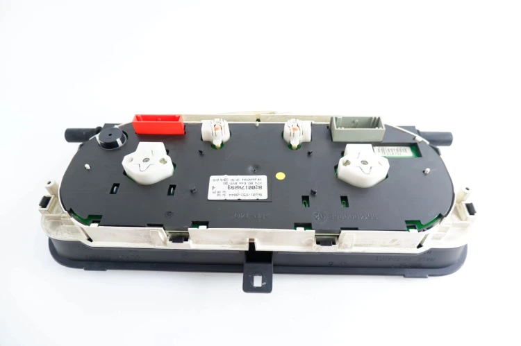 LICZNIK RENAULT LAGUNA II (2001-2005) 2.0 16V 8200170293B
