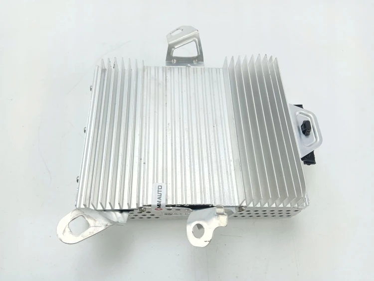 WZMACNIACZ TESLA MODEL Y (2019-) LONG RANGE DUAL MOTOR 351KM 1507152-01-B