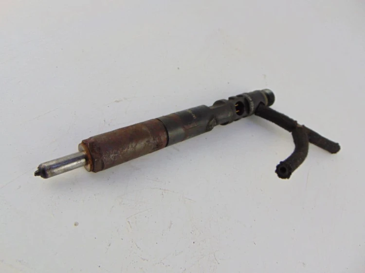WTRYSKIWACZ FORD FOCUS MK1 1.8 TDCI 2T1Q-9F593-AA