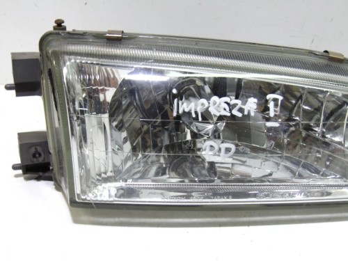 LAMPA PRAWY PRZÓD SUBARU IMPREZA I