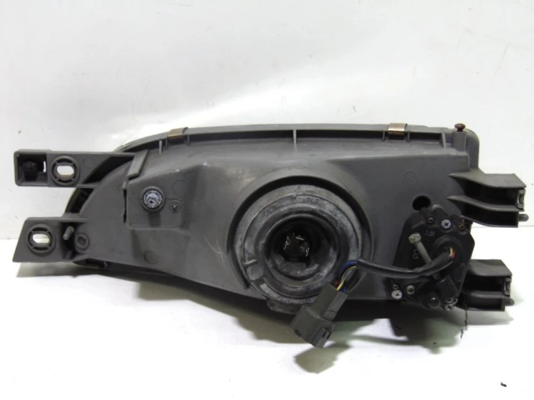 LAMPA PRAWY PRZÓD SUBARU IMPREZA I