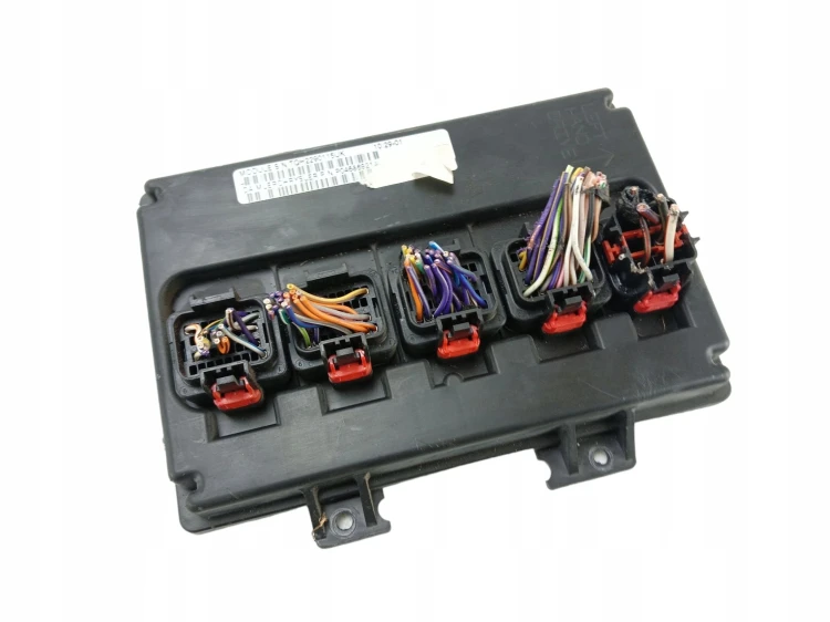 MODUŁ KOMFORTU CHRYSLER TOWN COUNTRY IV LIFT (2004-2008) 3.8 V6 218KM P0468