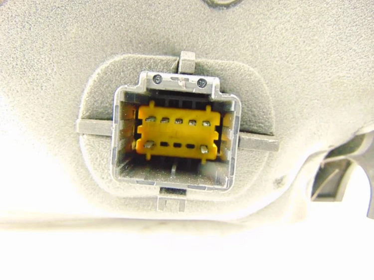 LUSTERKO PRAWE RENAULT SCENIC II LIFT (2006-2009) 2.0 16V