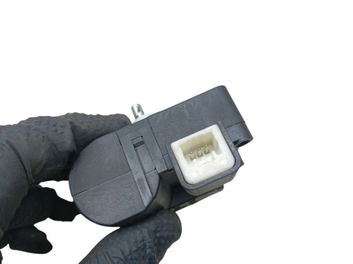 SILNICZEK NAGRZEWNICY TOYOTA COROLLA VERSO II LIFT (2007-2009) 2.2 D4D 136K
