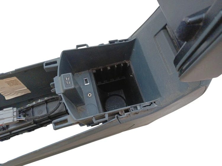 TUNEL ŚRODKOWY PODŁOKIETNIK FORD C-MAX MK2 (2010-2015) 2.0 TDCI 115KM AM51-