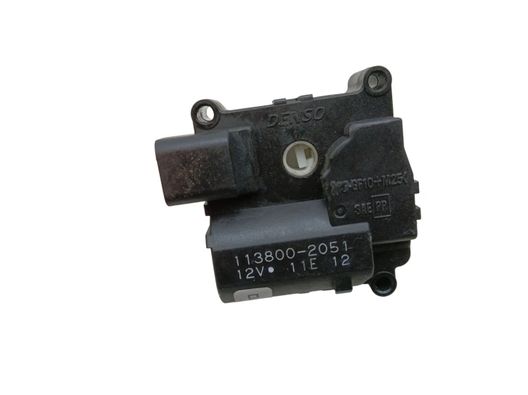 SILNICZEK NAGRZEWNICY TOYOTA AVENSIS T25 (2003-2006) 2.0 D4D 116KM 063700-8