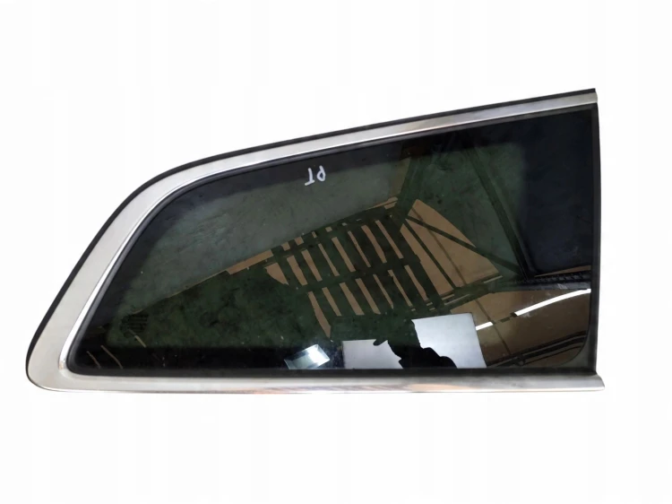 SZYBA KAROSERYJNA PRAWY TYŁ VOLVO V60 II (2018-2023) 2.0 D3 150KM