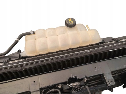 PAS PRZEDNI CHŁODNICE WENTYLATOR FORD F-150 LIFT (2017-2020) 2.7 V6 EcoBoos