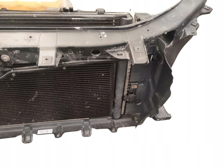 PAS PRZEDNI CHŁODNICE WENTYLATOR FORD F-150 LIFT (2017-2020) 2.7 V6 EcoBoos