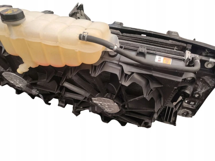 PAS PRZEDNI CHŁODNICE WENTYLATOR FORD F-150 LIFT (2017-2020) 2.7 V6 EcoBoos