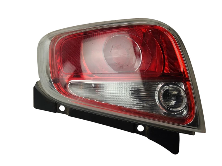 LAMPA PRAWY TYŁ FIAT 500 (2007-2015) 1.4 16V 100KM