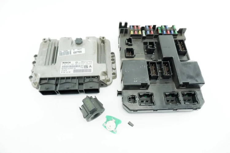 ZESTAW STARTOWY PEUGEOT 307 (2001-2005) 1.6 HDI 9656161980