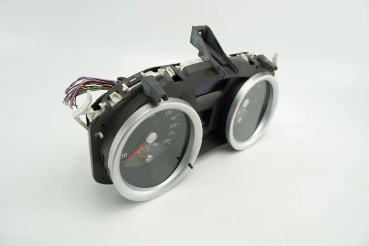 LICZNIK RENAULT MEGANE II LIFT (2005-2008) 8200399701 C