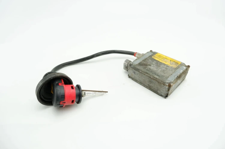 PRZETWORNICA XENON OPEL OMEGA B (1994-1999) 2.0 16V