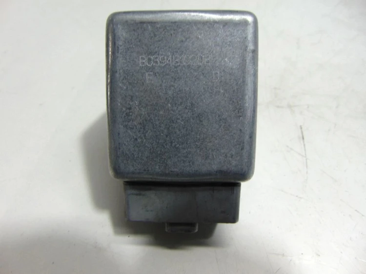 RYGIEL BLOKADA KOLUMNY RENAULT SCENIC II (2003-2005) 1.9 DCI 8200604934