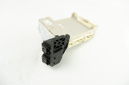 MODUŁ KOMFORTU BCM TOYOTA PRIUS III (2009-2015) 1.8 HYBRYDA 82730-47520