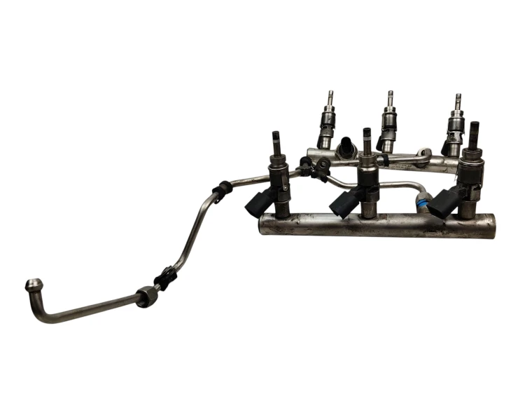 LISTWA WTRYSKOWA AUDI A6 C6 LIFT (2008-2011) 2.8 V6 FSI 06E130089D 06E13009