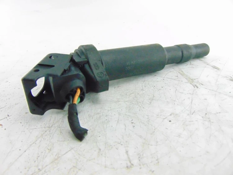 CEWKA ZAPŁONOWA PEUGEOT 207 (2006-2009) 1.6 16V 75716438002