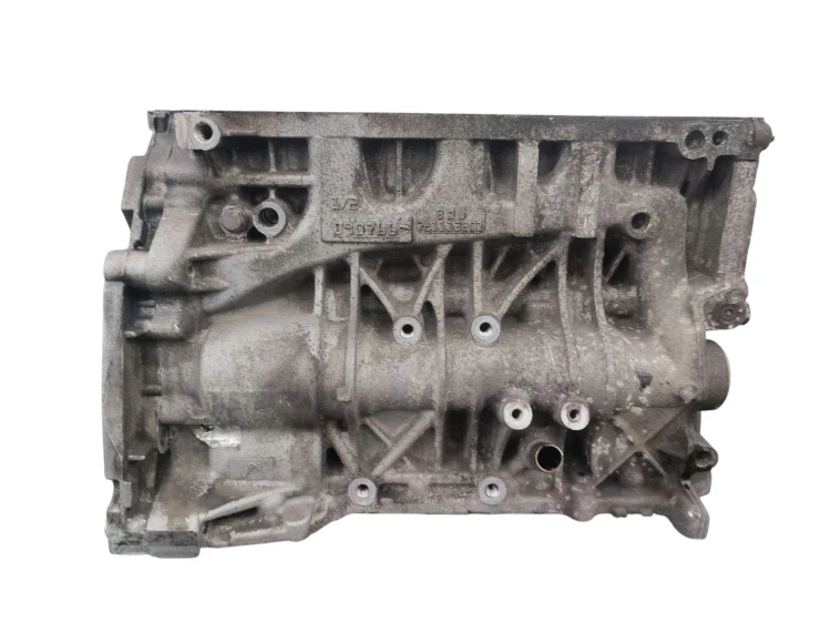 BLOK SILNIKA BMW E87 LIFT (2007-2011) 2.0 D 143KM 78113801