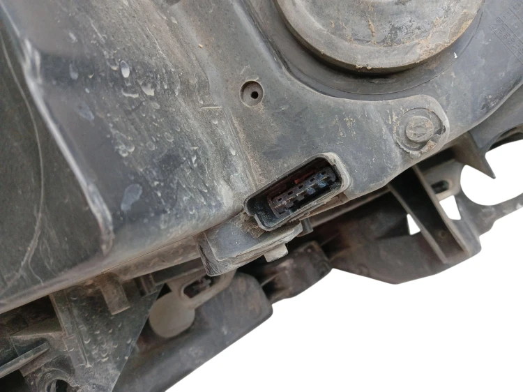 LAMPA LEWY PRZÓD RENAULT SCENIC II LIFT (2006-2009) 1.9 DCI 131KM