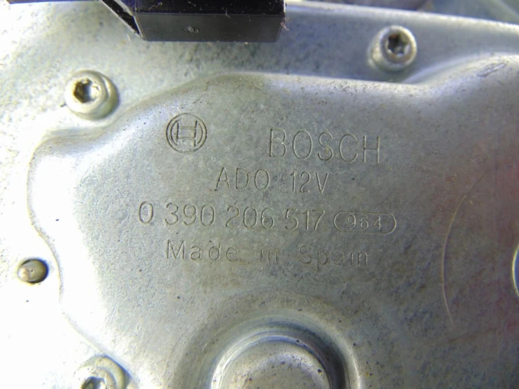 MECHANIZM WYCIERACZKI TYŁ MITSUBISHI CARISMA 1.9 DI-D 0390206517