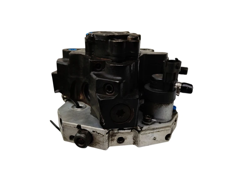 POMPA WTRYSKOWA VOLVO S80 I LIFT (2004-2006) 2.4 D5 163KM 8689590