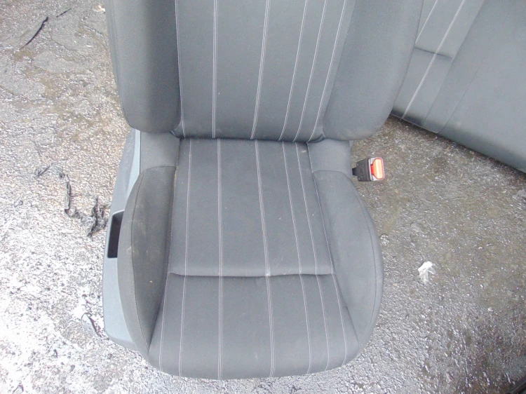 FOTELE KOMPLET CITROEN C4 II (2010 -)