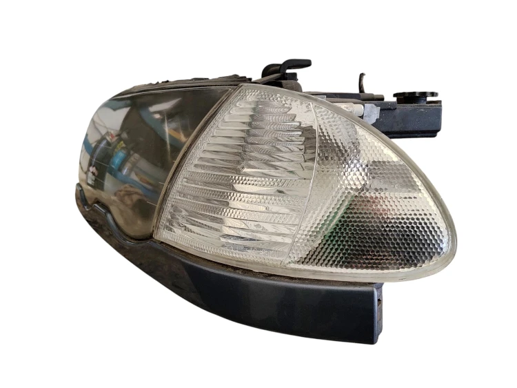 LAMPA LEWY PRZÓD BMW E46 (1998-2001) 0301089201